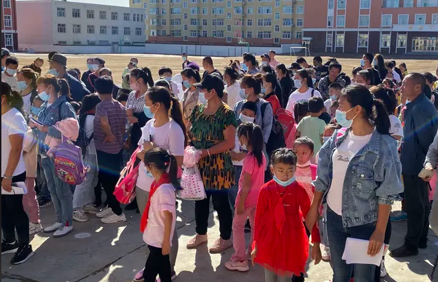 阳光分班经过科学公平揭露的方法均衡分配班级学生和师资 阳光分班经过科学公平揭露的方法均衡分配班级学生和师资